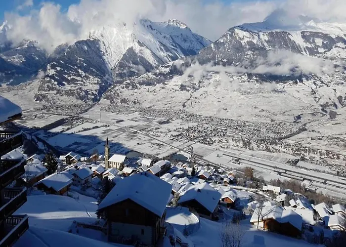 Cozy In With Ski-storage *